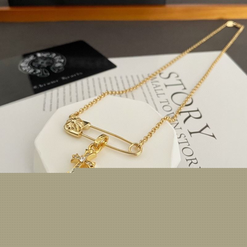 Ch**me He**ts necklaces
